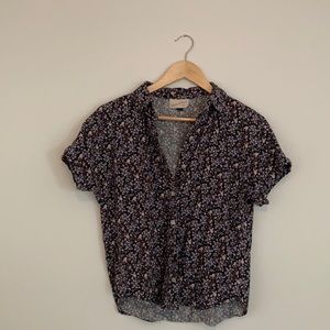 Universal Thread short sleeve button down xs